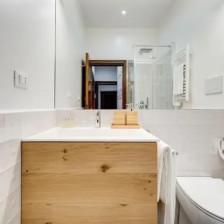 Apartamento Stunning Modern 2 Bed Flat At The Colosseum Roma