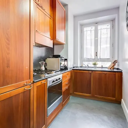 Stunning Modern 2 Bed Flat At The Colosseum Apartamento